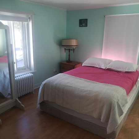 Appartement La Joie De Vivre à Trois-Pistoles Extérieur photo